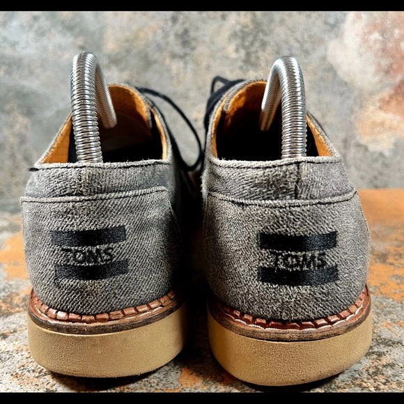 TOMS Shoes Mens Size 8.5 Gray Faded Denim Canvas Lace Up Dress/Casual Oxfords - Picture 8 of 9
